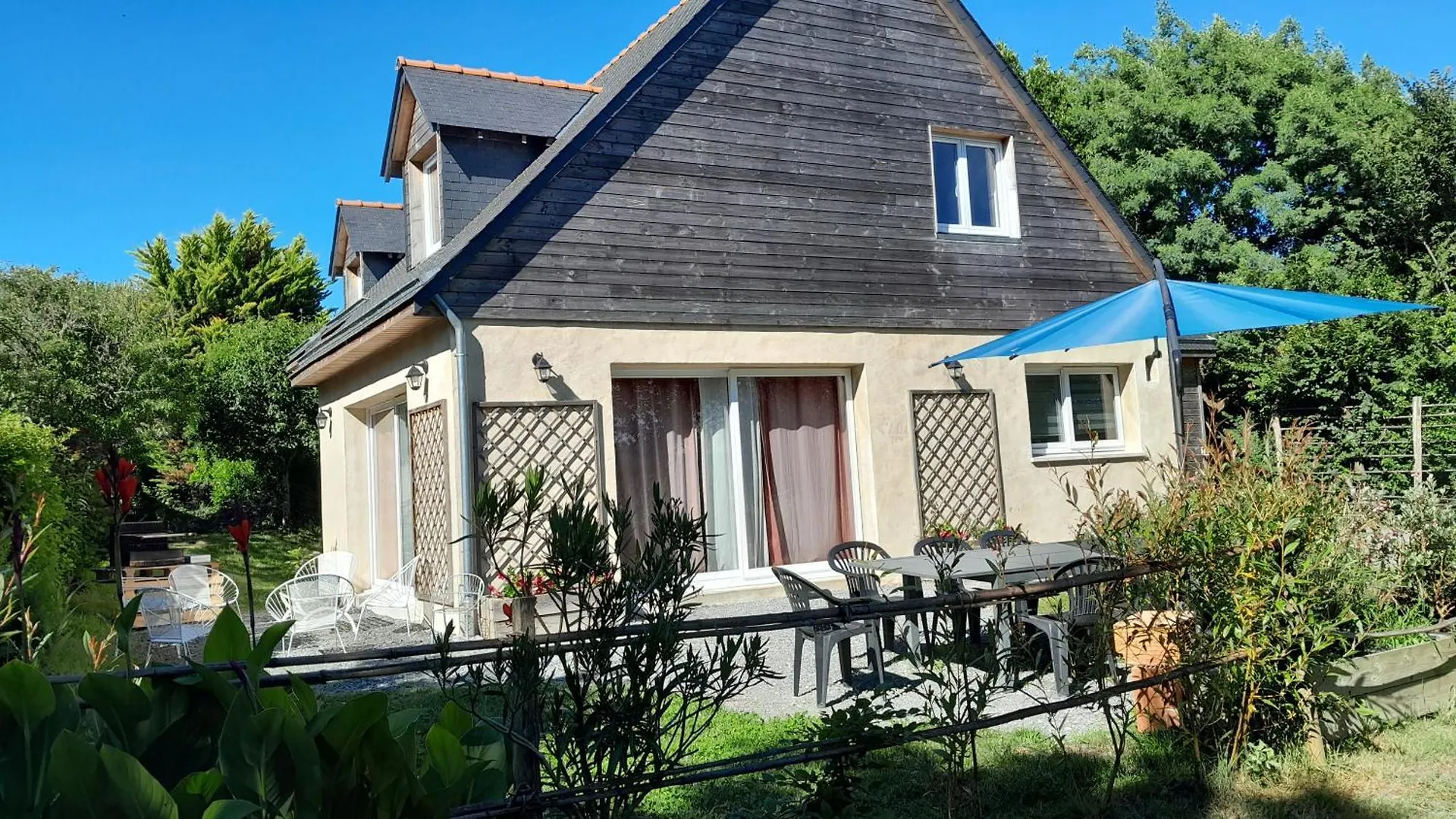 Grande Maison, Calme, Proche De La Mer Camoel 0*,  France