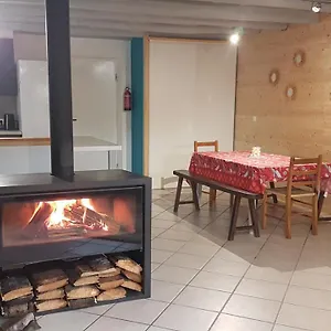 Hébergement de vacances Maison Atypique à 10 Minutes Des Plages